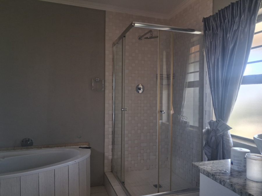 To Let 3 Bedroom Property for Rent in Hillside Free State